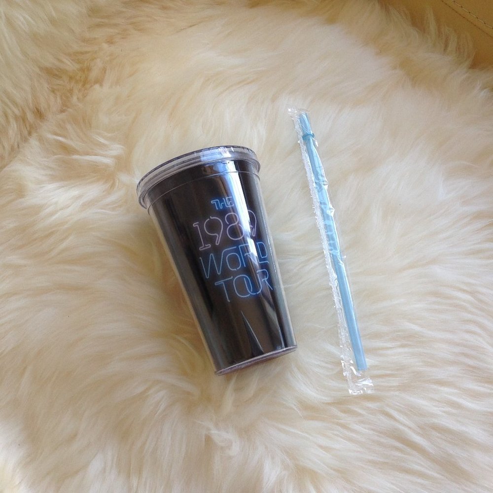TAYLOR SWIFT 1989 WORLD TOUR TUMBLER